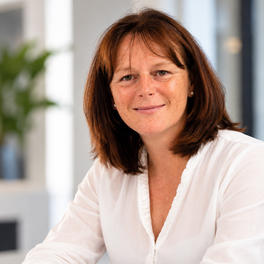 Carina van Hooren